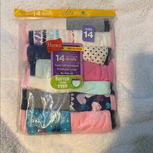 Hanes Girls' Colorful Briefs 14-Pack